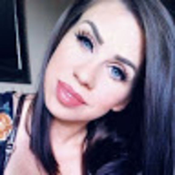 Meet your Posher, Wendy - Picture 1 of 1